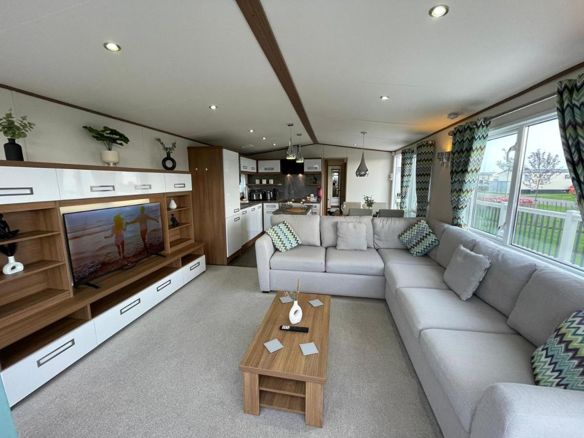 Golden Anchor - The Milano - Coastal Caravan Breaks Chapel Saint Leonards Esterno foto